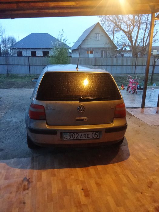 Срочно продам машину