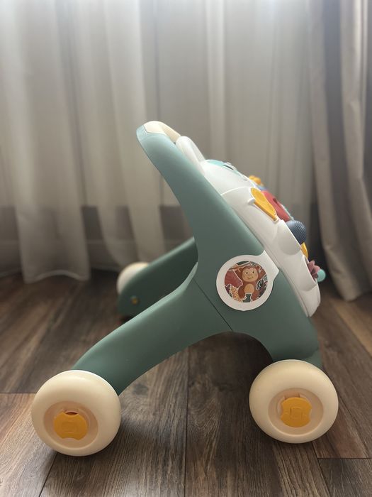 Уокър Smoby за прохождащи деца