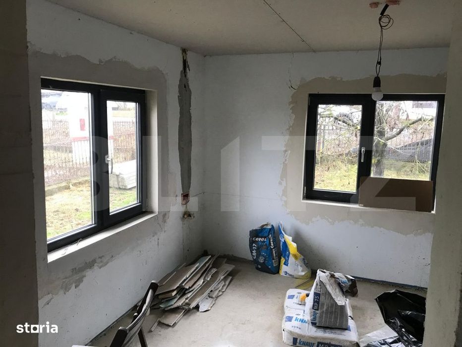 Casa batraneasca,partial renovata,loc. Meresti,3400mp teren