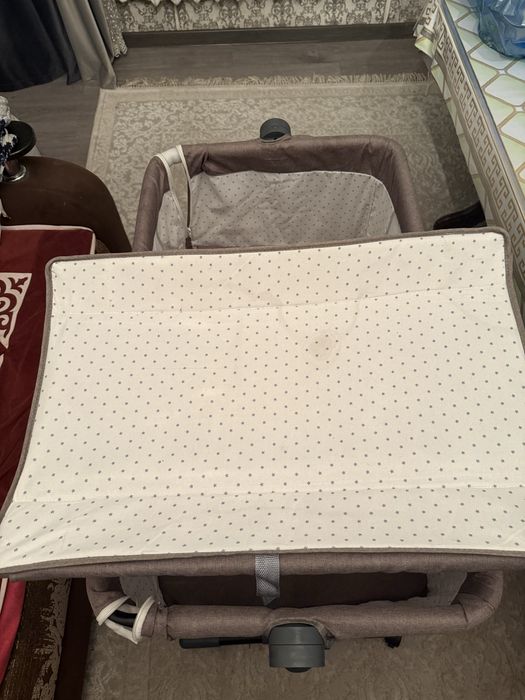 Продам детский манеж