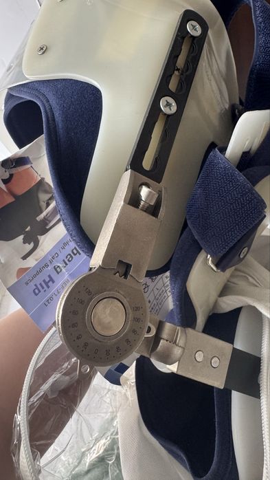 Продам ортез на правую ногу