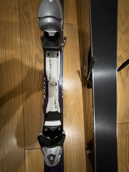 Детски ски 140 (обслужени)