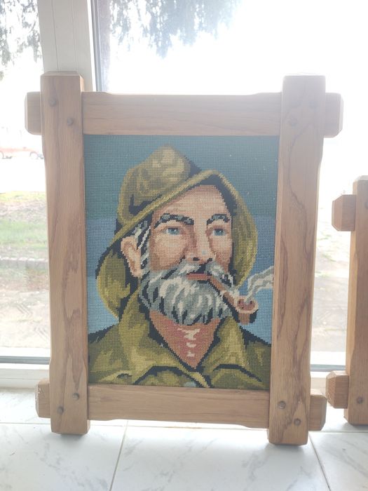 Гоблени в дървена рамка