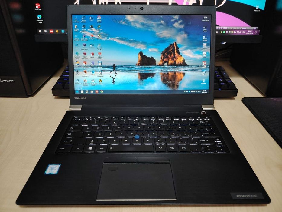 TOSHIBA Portege X30-D 13,3" HD/ CORE i7-7600U / 16GB DDR4 / 256GB NVMe