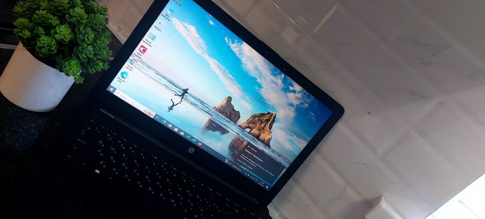 Ноутбу hp состояние идеальное