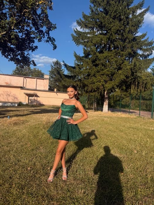 Уникална пола с уникален топ + коланче ,,Lorreti”