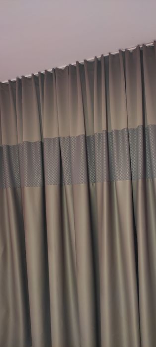 Два броя уникални завеси от блекаут,цвят кафяв