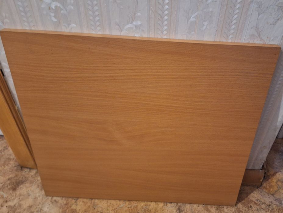 Полки НОВЫЕ мебельные, фабричные, 570×490, кол-во 3 шт,  р-н 19 школы,