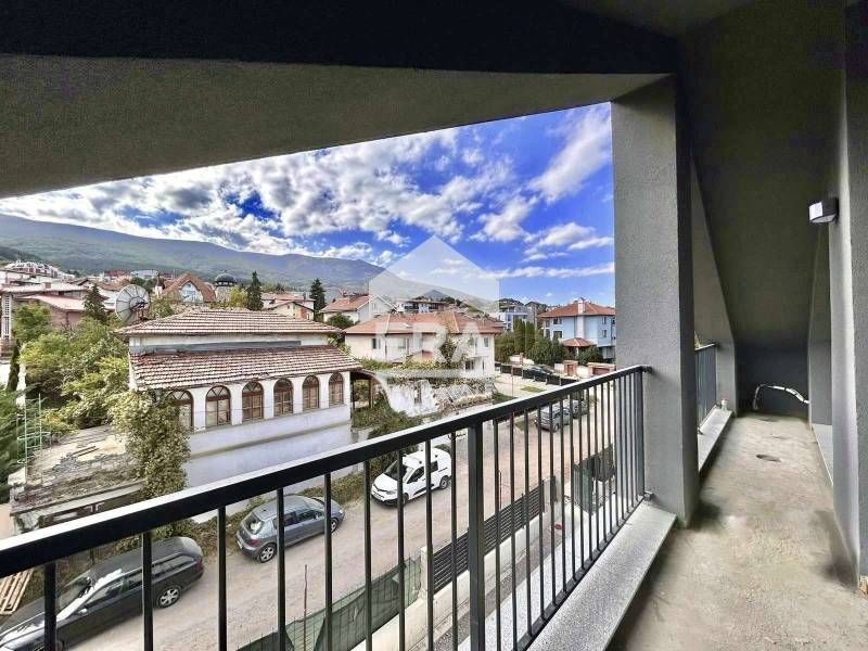 Продава се Многостаен апартамент в София, Симеоново - 234 кв.м за 2005 €/кв.м - Снимка #2