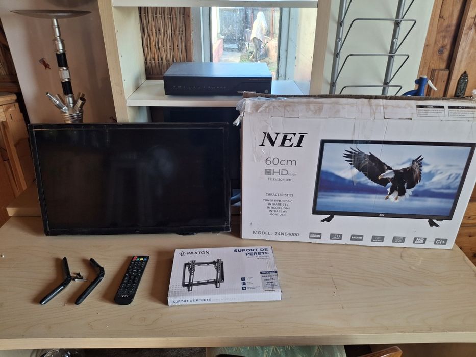 Televizor LED marca NEI