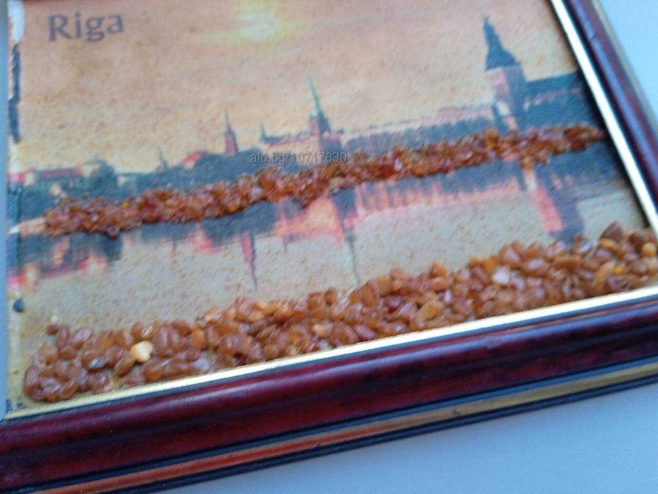 Картина с балтийски кехлибар 12*15 см