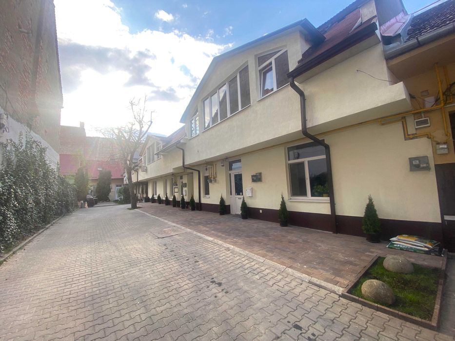 Spatiu de birou 50 mp str Decebal nr 5 Parter Cluj Parcare Centru
