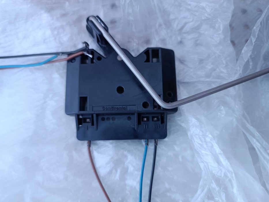 поплавък за бензинова помпа