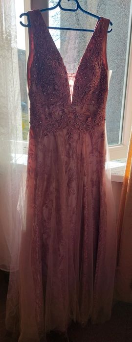 Бутикова бална рокля