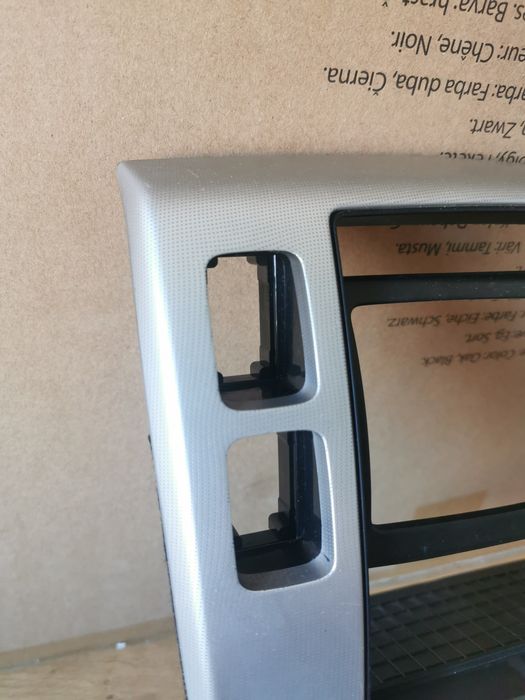 Централна конзола за Hyundai Tucson JM 2008