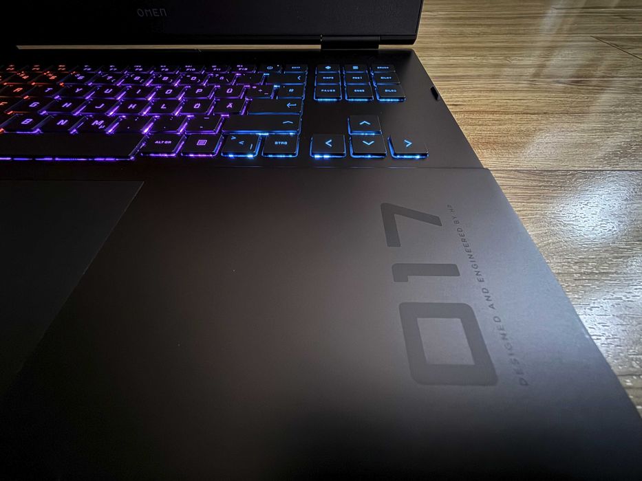 17.3 HP Omen`i7-11800H/RTX 3070/16GB RAM/512GB SSD/FHD IPS 144Hz