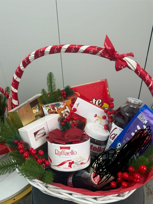 Подарочные  новогодние корзины