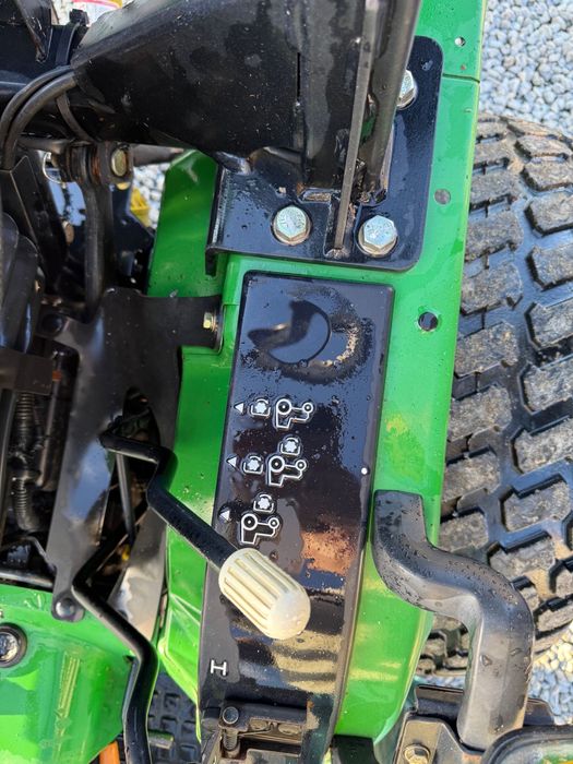 Tractor JOHN DEERE 4110