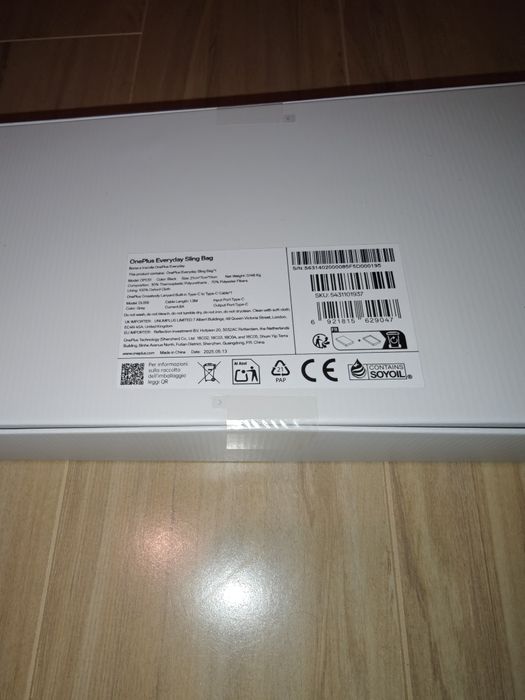 Borseta OnePlus noua