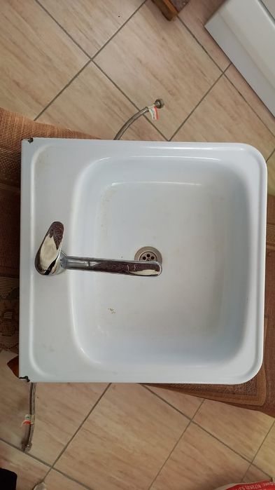 Раковина бар срочно сатылады