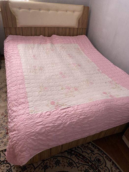 Спальный гарнитур сатылады