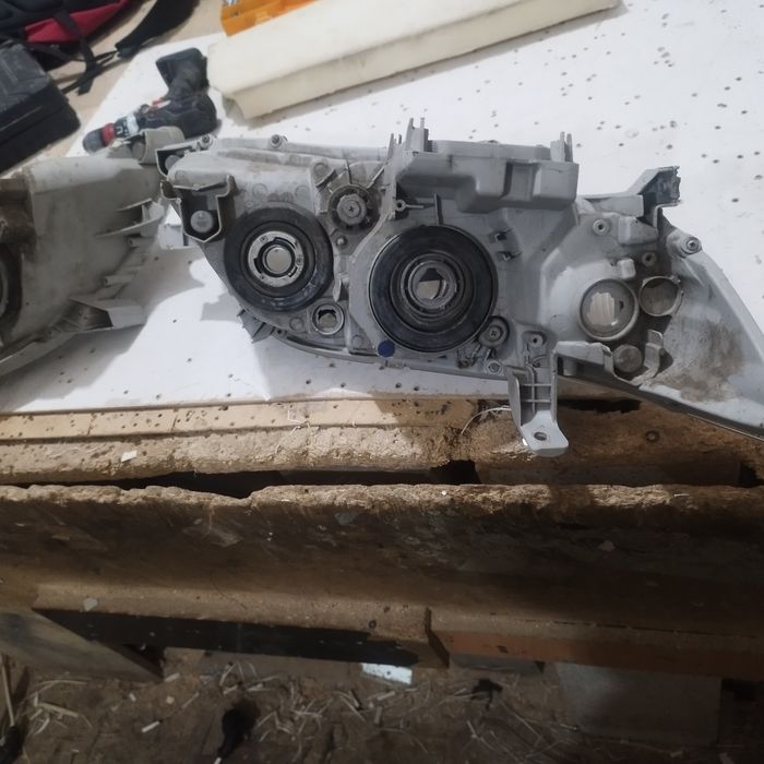 Фары на тойота 40