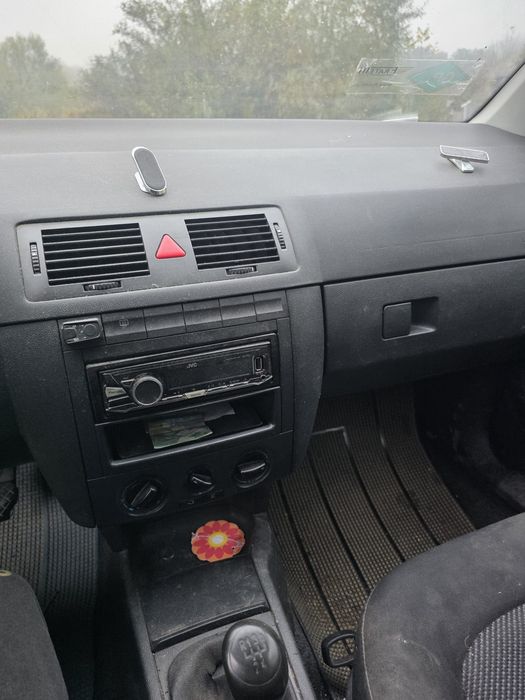 De Vanzare Škoda Fabia 2007 – GPL – 900 € Negociabil