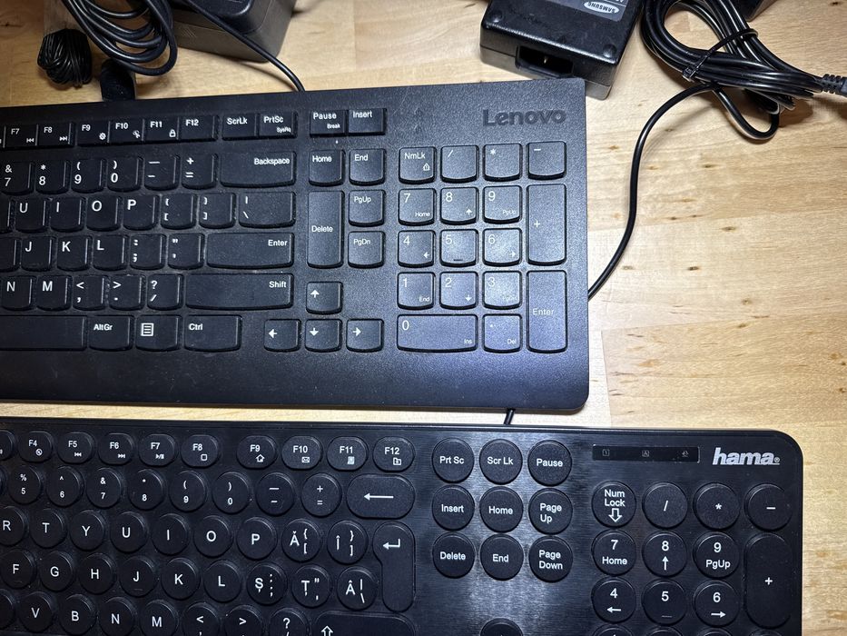 Cabluri alimentare, HDMI, Displayport, încarcatoare de mai multe tipur