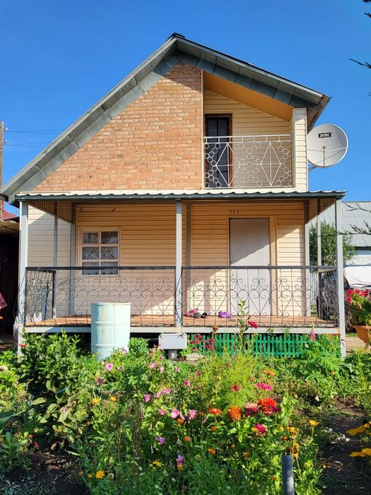 Продаётся дача. Срочно, торг.