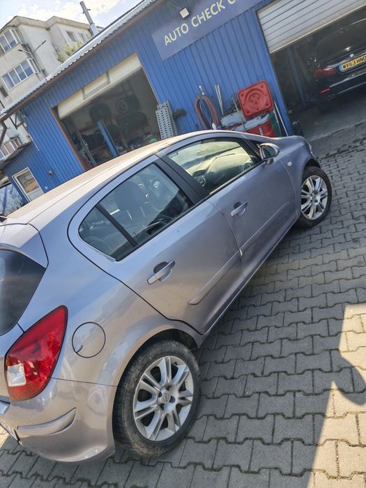 Vând Opel CORSA D 2007 1,3 tdi