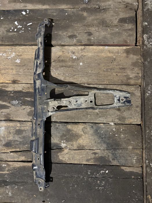 Продам телевизор ауди 80