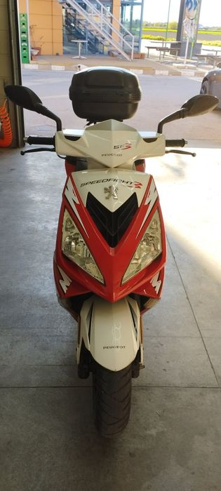 Скутер Peugeot Speedfight 3