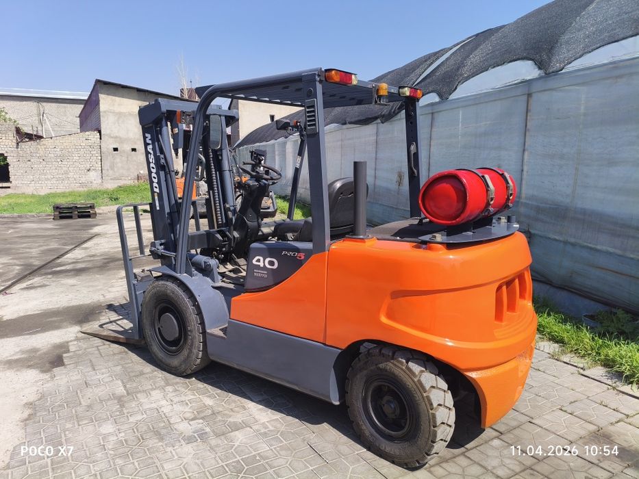 Продается вилочный погрузчик DOOSAN