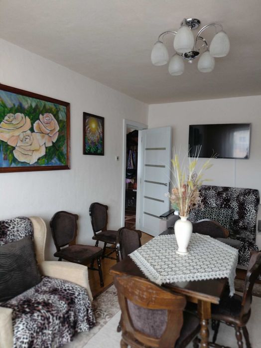 Apartament 3 camere de vanzare