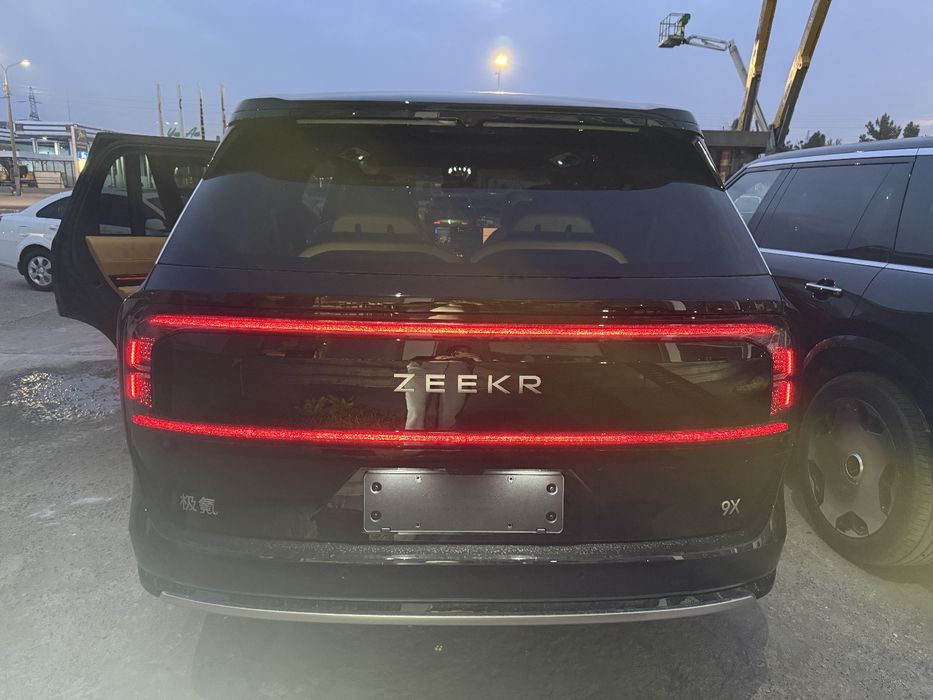 Zeekr 9X Ultra готов к продаже