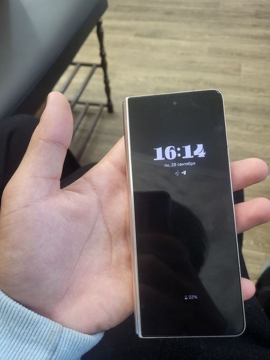 Samsung z fold 4