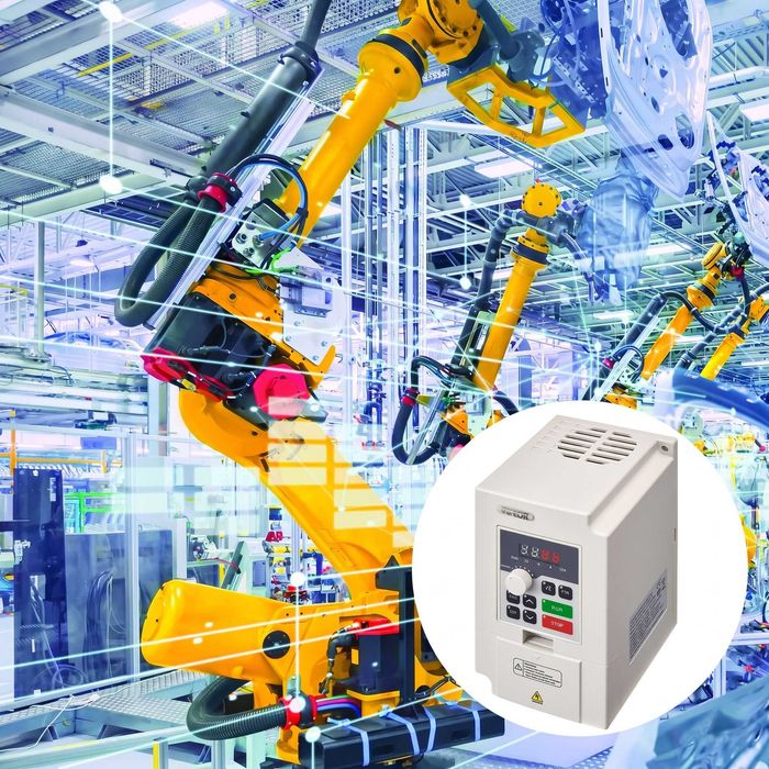 Convertizor Frecventa VFD 4CP 3kW 14A, Intrare 220V 1/3 Faze, Iesire 0-2000Hz