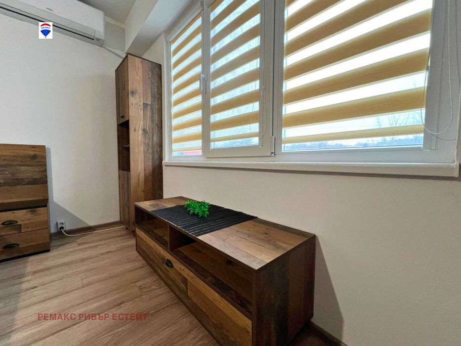 Дава се под наем Едностаен апартамент в Русе, Дружба 1 - 48 кв.м за 306 € - Снимка #3