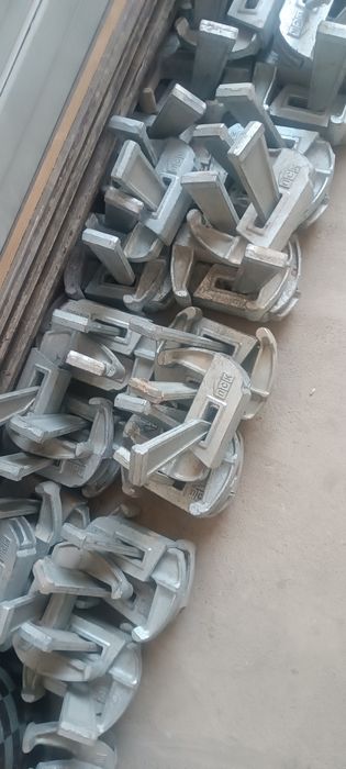 Замок для опалубки тага