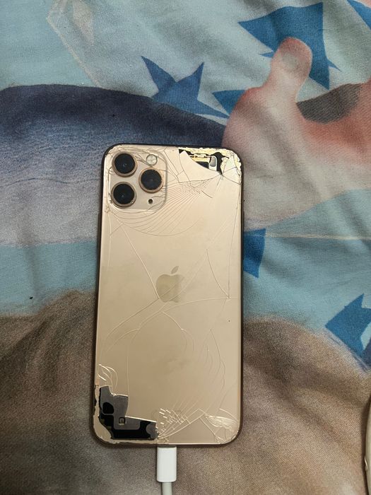 iPhone 11 Pro spart carcasă funcționare perfectă