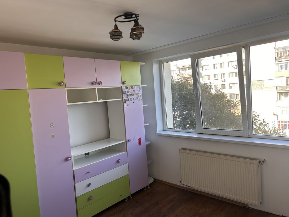 Apartament decomandat 3 camere