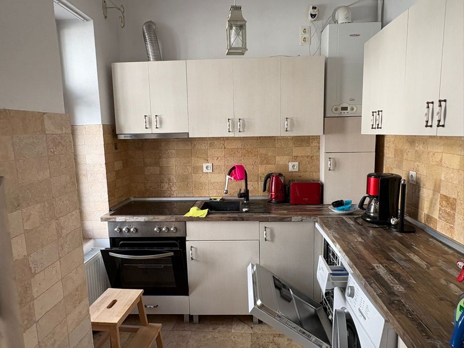 Inchiriez apartament 55 mp - Strada Castelului. Disponibil 1 iulie
