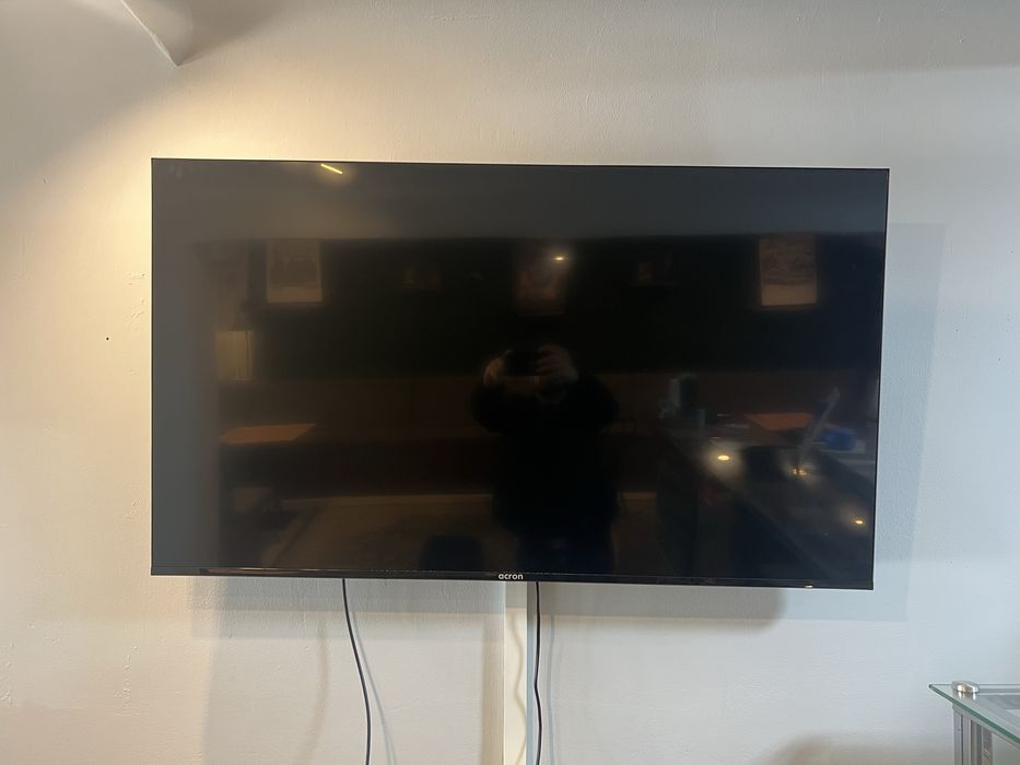 Продам телевизор Acron, диагональ 55”