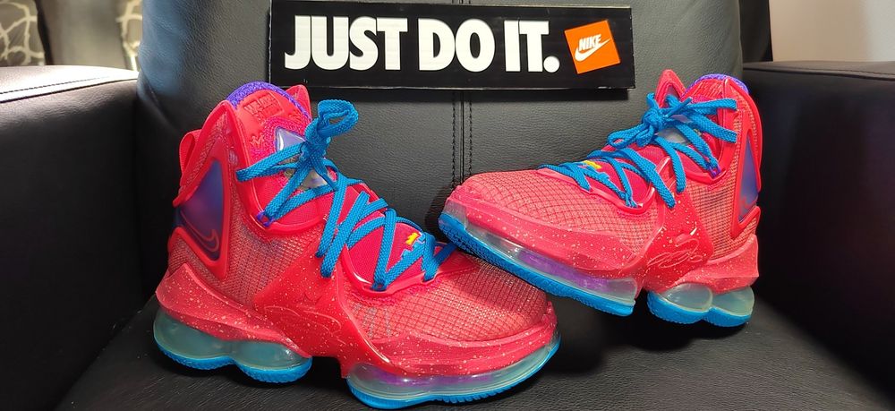 Nike Lebron XIX, номер 35,5
