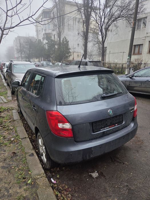 Skoda fabia 1200 tdi an 2012