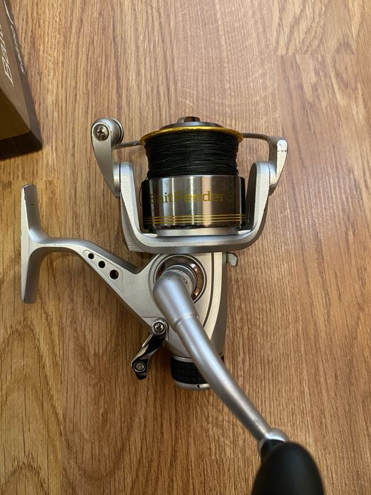 Salmo diamond 5 baitfeeder катушка