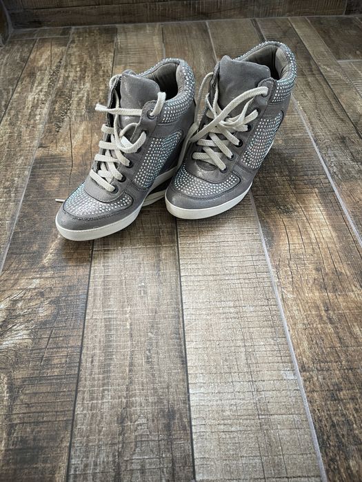 Botine cu cristale swarovsky/carvela