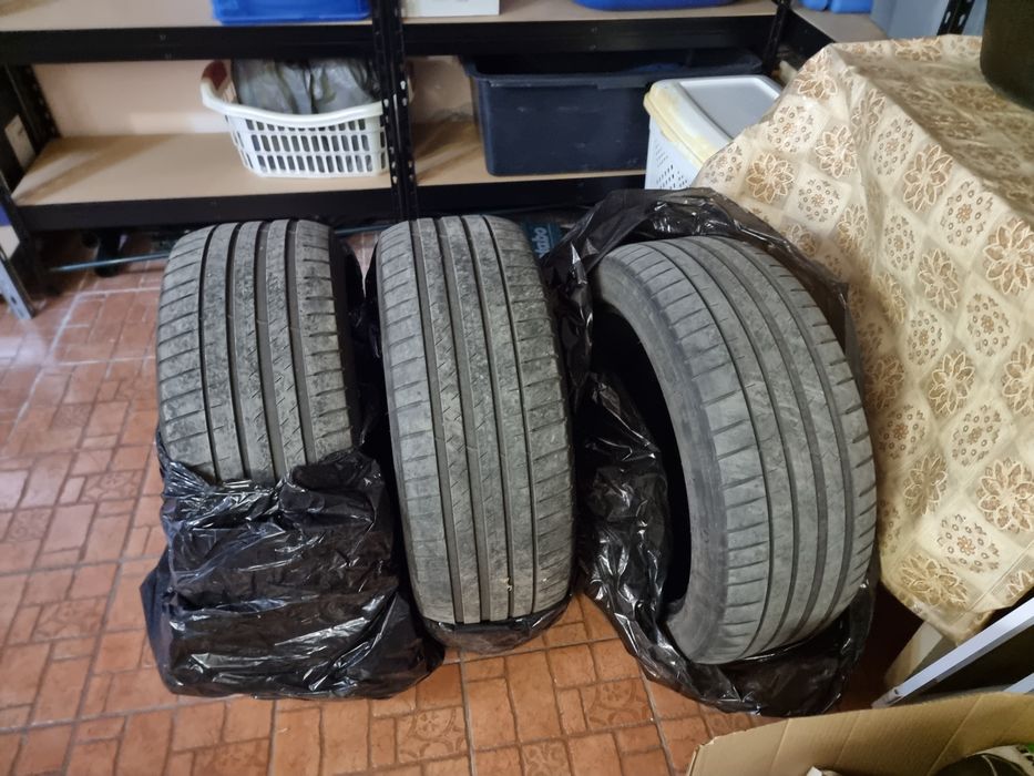 235 45 18 ZR TO Michelin pilot sport 4