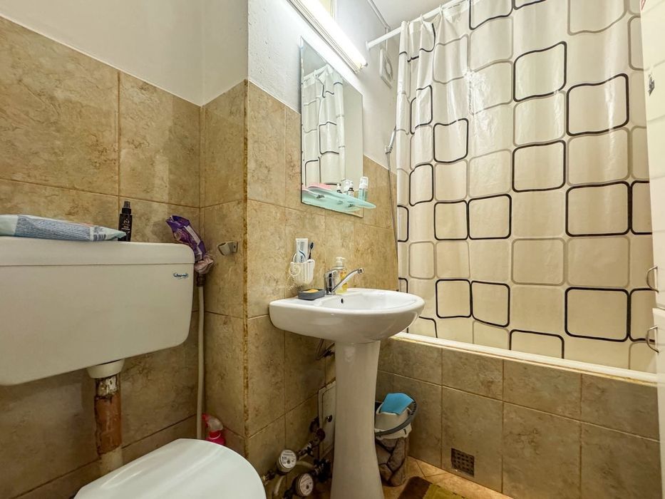 Garsoniera de închiriat