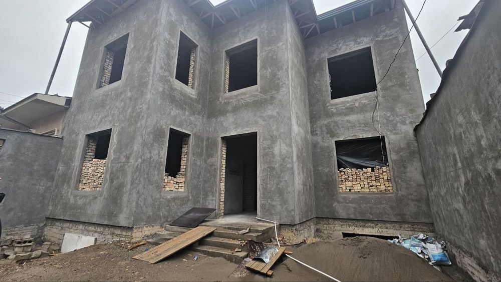 Центр Луначарского продам дом коробка 3 соток!